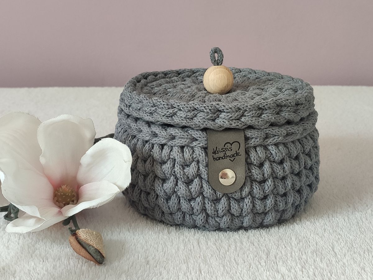 Körbchen mit Deckel 13cm x 8,5cm