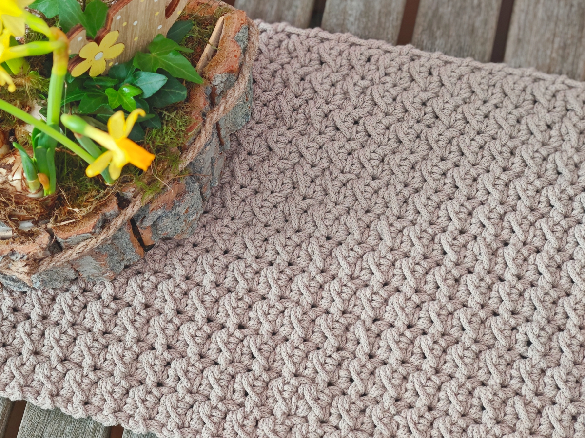 Tischläufer "Even Moss"